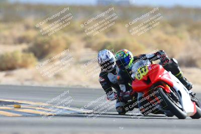 media/Nov-16-2024-CVMA (Sat) [[0e4bb1f32f]]/Race 9-Amateur Supersport Middleweight/